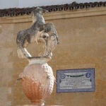 En la imagen, placa en la fachada del Museo de Bellas Artes, antiguo Hospital de la Caridad