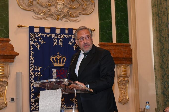 Carlos Pollán durante su intervención en Badajoz 