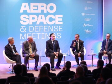 Villamandos participa en la inauguración de las conferencias de 'Aerospace & Defense Meetings Sevilla'