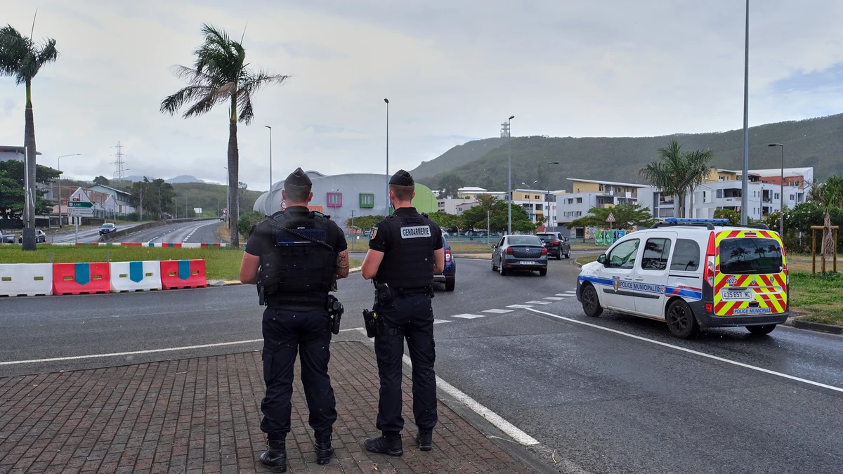 Macron anuncia el estado de emergencia para Nueva Caledonia tras la muerte de cuatro personas en los disturbios