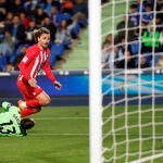 Griezmann anotando el primer gol de la noche