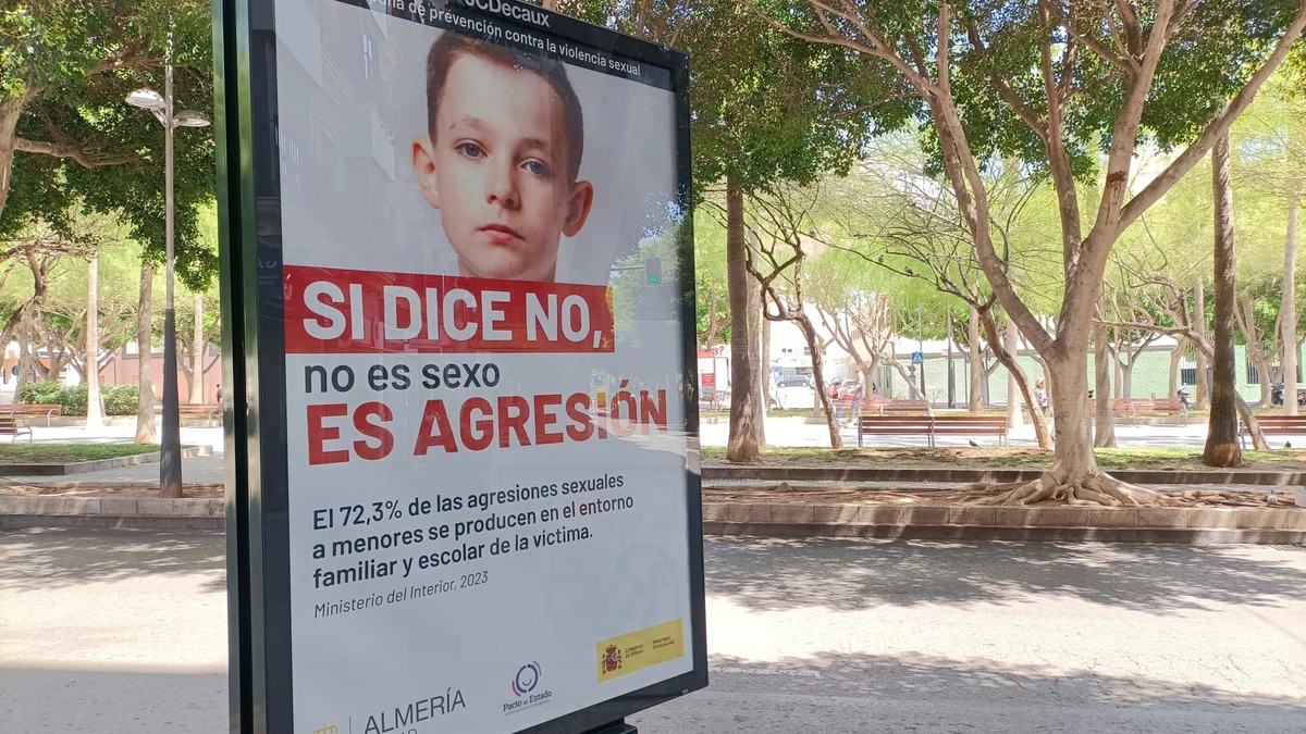 “Si dice no, no es sexo”: la polémica campaña de abuso infantil que ha retirado el Ayuntamiento de Almería