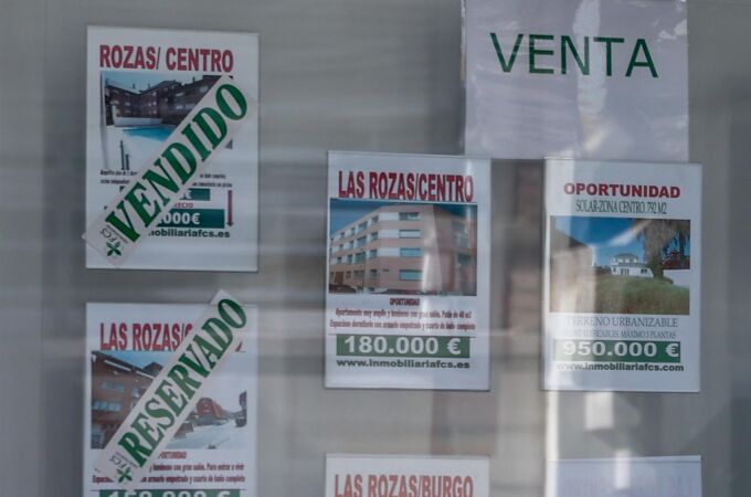 VÍDEO:Economía/Vivienda.-(AMP 2) La compraventa de viviendas vuelve a tasas negativas tras desplomarse un 19,3% en marzo