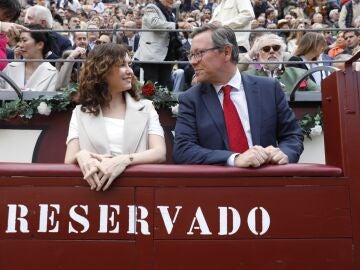 Isabel Díaz Ayuso y Alfonso Serrano
