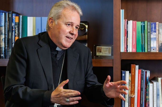 Entrevista al obispo de Burgos, Mario Iceta