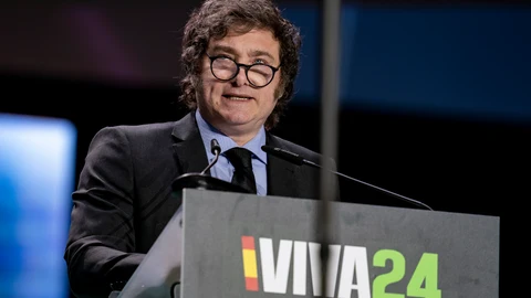 Milei asiste al acto ‘Viva 24’ organizado por VOX