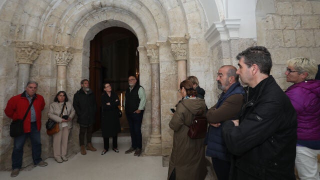 Influencers y comunicadores relevantes participan en una jornada organizada por la Diputación para poner en valor la huella de Cluny en la provincia de Palencia