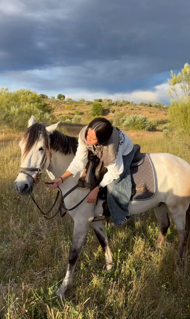 Victoria Federica y su look a caballo.