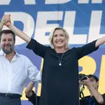 La francesa Marine Le Pen y el italiano Matteo Salvini