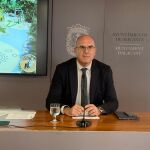 El portavoz del Gobierno Local, Manuel Villar, hoy en rueda de prensa en el Ayuntamiento de Alicante