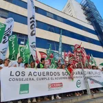 Protesta en el Hospital Puerta del Mar de Cádiz capital por el «incumplimiento» del Pacto de Atención Primaria