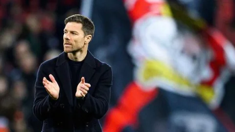 Xabi Alonso, entrenador del Bayer Leverkusen