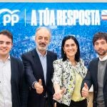 Los candidatos Pablo Gómez Cedrón, Francisco Millán Mon y Adrián Vázquez con la secretaria general del PPdeG, Paula Prado.