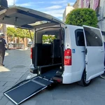 El Ayuntamiento de Mérida adquiere un furgón adaptado a personas con discapacidad para el centro ocupacional Proserpina