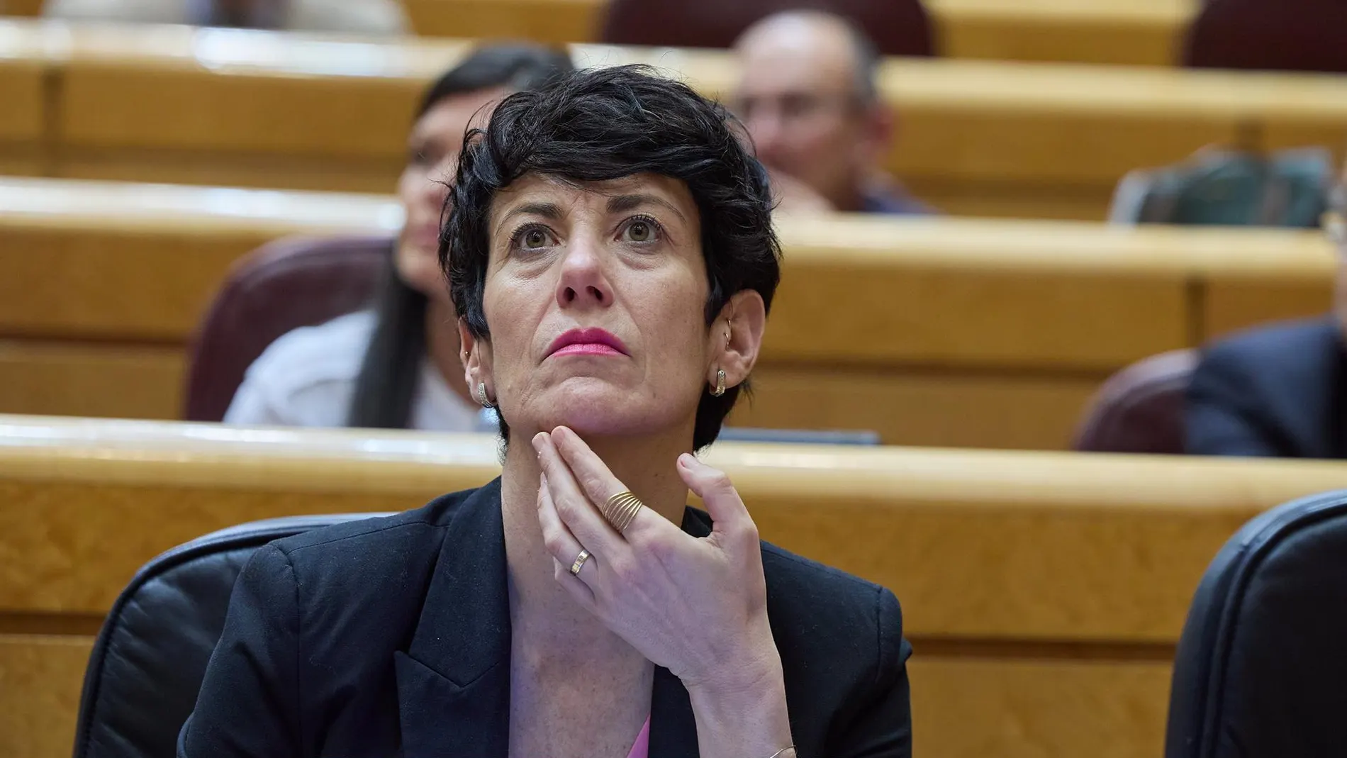 Elma Saiz censura que "el PP se abra a Meloni" y opina que lanza un "mensaje clarividente"