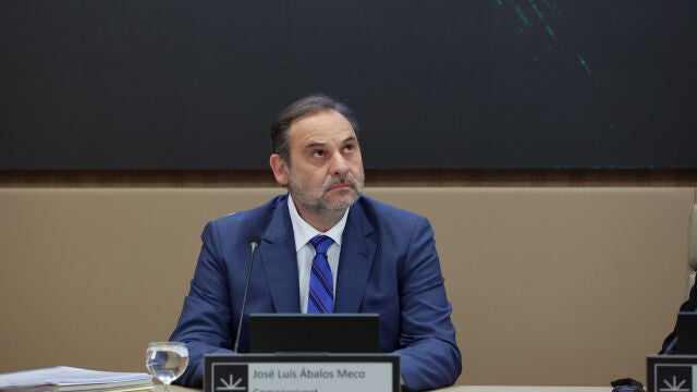 Ábalos comparece en la Comisión de Investigación del Parlament Balear y Koldo García no se presenta