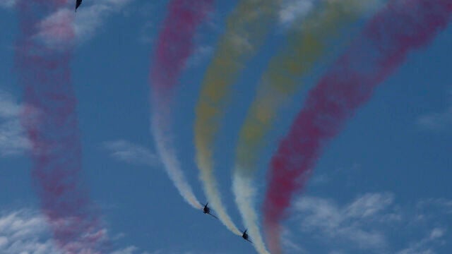 Revista naval, exhibición dinámica y un desfile aéreo entre las actividades programadas con motivo del Día de las Fuerzas Armadas