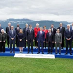 Foto de familia de los ministros de Finanzas del G-7 en Stresa (Italia)
