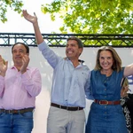 El presidente del PPCV y 'president' de la Generalitat, Carlos Mazón, y la secretaria general del PP, Cuca Gamarra