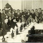 Una imagen de familia del grupo del 27 durante la presentación de «La realidad y el deseo» de Luis Cernuda, en 1936