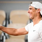 Rafa, en un entrenamiento en Roland Garros