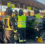 Sucesos.- Muere un conductor de VTC de 33 años tras impactar su vehículo con un pilar de hormigón en la R-3 en Vicálvaro