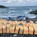 El alijo, tras su incautación en la playa