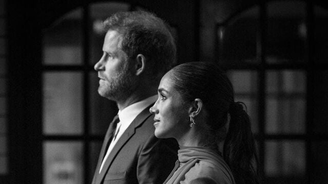 El príncipe Harry junto a Meghan Markle