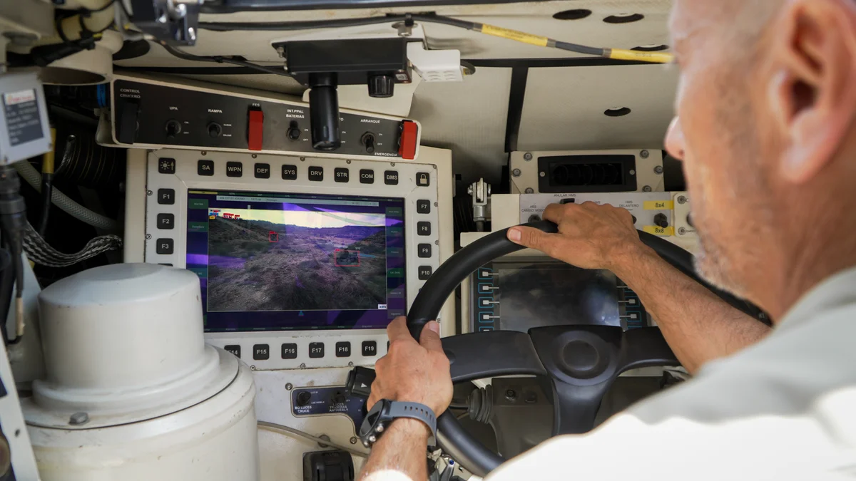 Inteligencia artificial y tecnología española para dotar a los vehículos blindados de una visión 360 grados