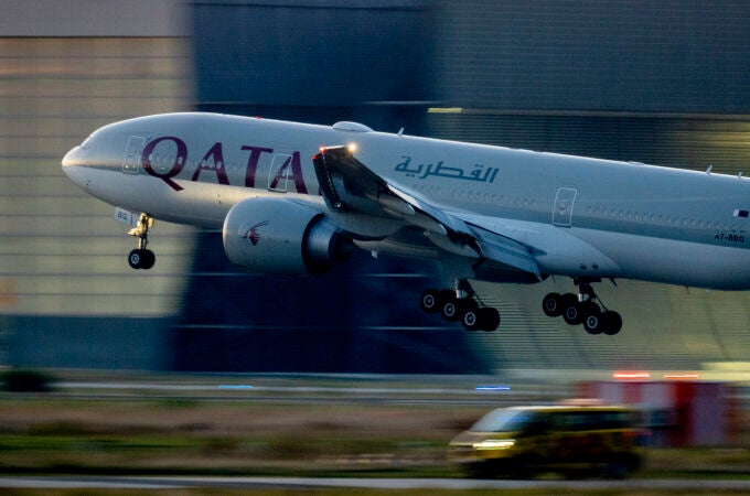 El vuelo de Qatar Airways aterrizó con normalidad en Dublín a mediodía