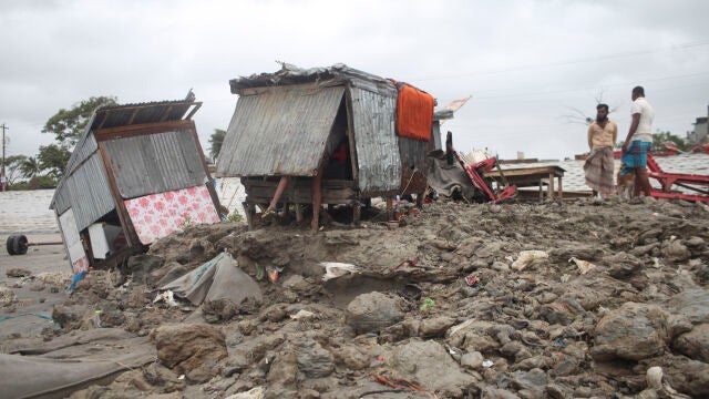 Bangladesh.- Las autoridades de Bangladesh evacúan a 800.000 personas ante la llegada del ciclón 'Remal'