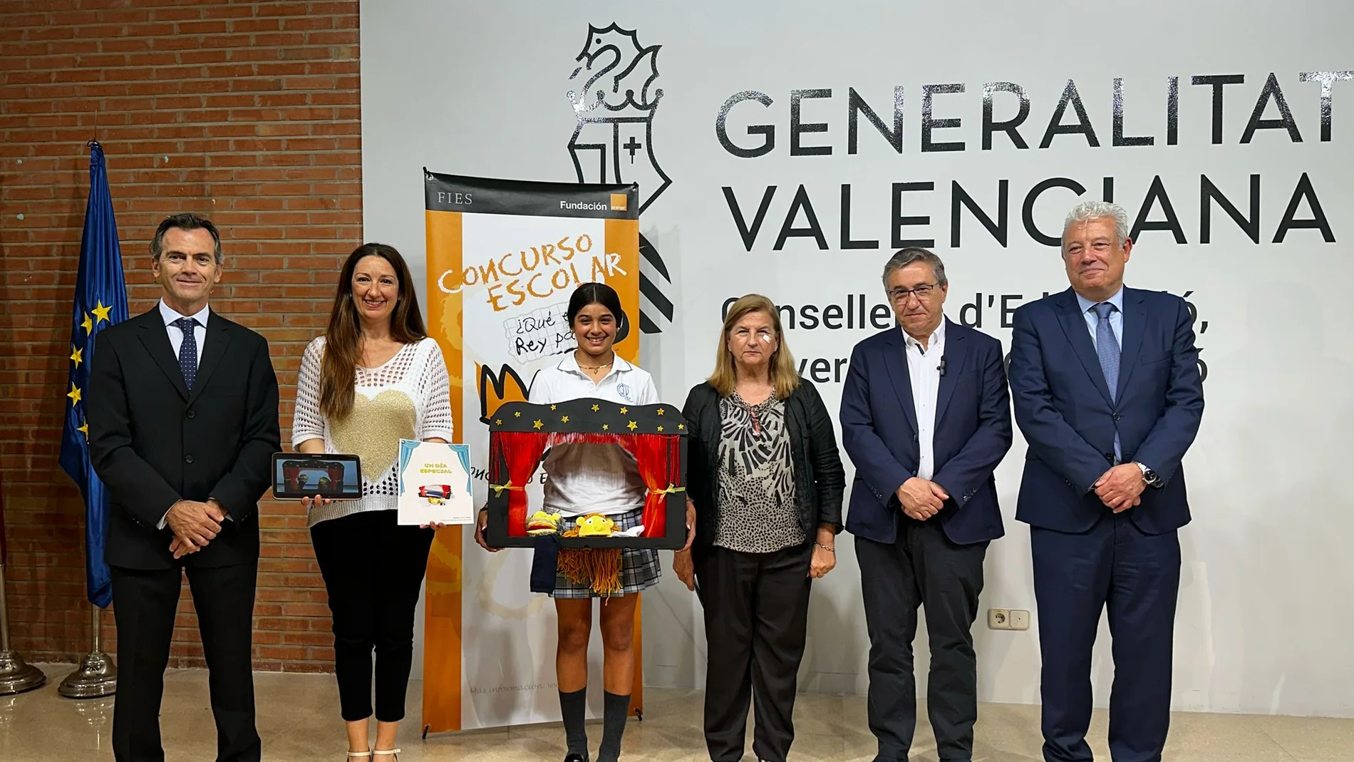 Alazne Julliet Lluc Valdez, alumna de 1º de ESO en Massanassa, gana el concurso ‘¿Qué es un Rey para ti?’ en la Comunitat Valenciana