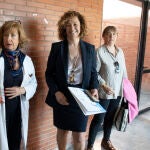 La directora general de Asistencia Sanitaria y Humanización de la Junta, Silvia Fernández, durante su visita el hospital del Bierzo