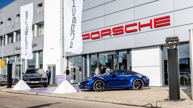 Inauguración del Centro Porsche Valladolid