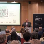 El alcalde de Valladolid, Jesús Julio Carnero, interviene en la primera jornada sobre ‘La Inteligencia Artificial en la Industria del automóvil’ en Valladolid