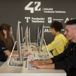 Estudiantes de la 42 Málaga Fundación Telefónica durante una de sus jornadas de aprendizaje