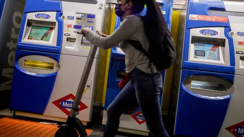La Comunidad de Madrid pone fecha a la prohibición de acceso en patinete eléctrico al transporte público