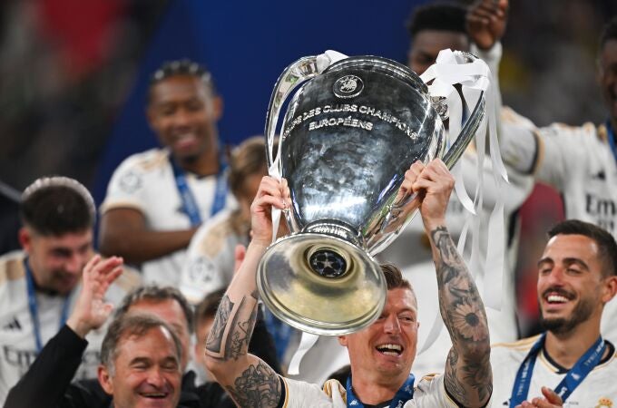 Kroos levanta la Champions League en Wembley