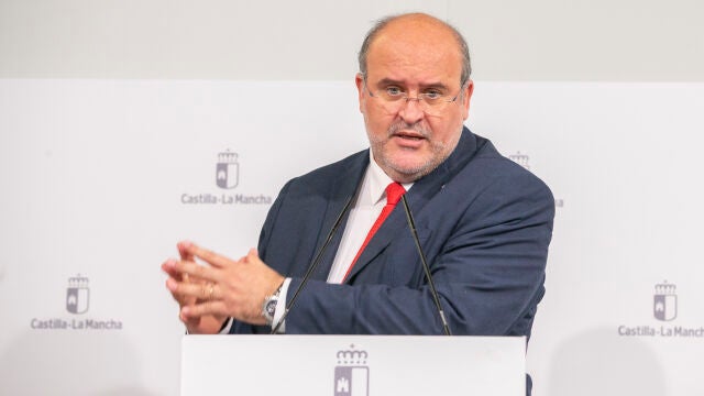 El vicepresidente primero del Gobierno de Castilla-La Mancha, José Luis Martínez Guijarro
