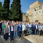 El presidente de la Diputación de Salamanca, Javier Iglesias, y el vicerrector de Investigación de la Universidad de Salamanca, José Miguel Mateos Roco, intervienen en la Constitución de la Asociación Geoparque Salamanca, promovido por ambas instituciones y del que forman parte 110 municipios de la provincia.