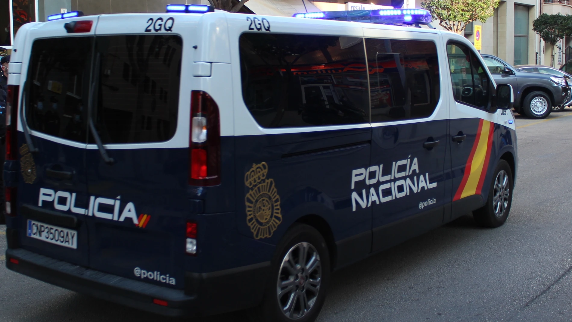 Dos hombres heridos por arma blanca y tres detenidos en Valencia