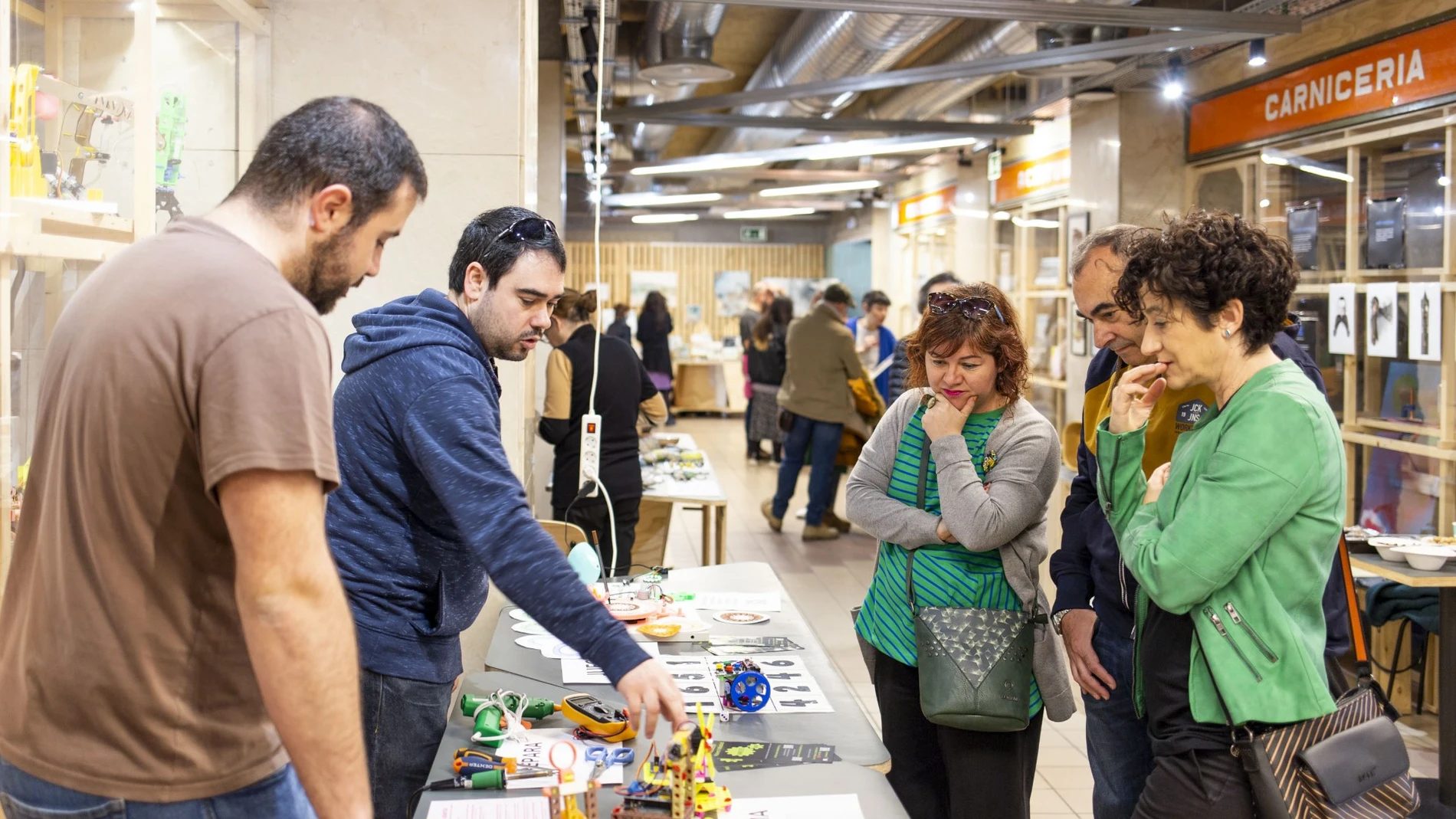 Participantes en la Feria de Diseño de Galerías VA