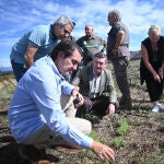 El consejero Juan Carlos Suárez-Quiñones visita un espacio natural de Castilla y León