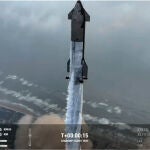 SpaceX logra aterrizar el propulsor SuperHeavy del cohete Starship por primera vez