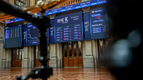 Economía/Bolsa.- El Ibex 35 se mantiene en los 11.400 puntos tras la bajada de tipos del BCE