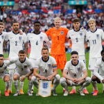 El once inicial de Inglaterra contra Islandia