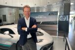 Reiner Hoeps (Mercedes Benz): “El futuro es eléctrico, pero hay que adaptarse al ritmo de esta transición”
