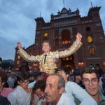 Borja Jiménez fuerza, por fin, la Puerta Grande tras el atraco 