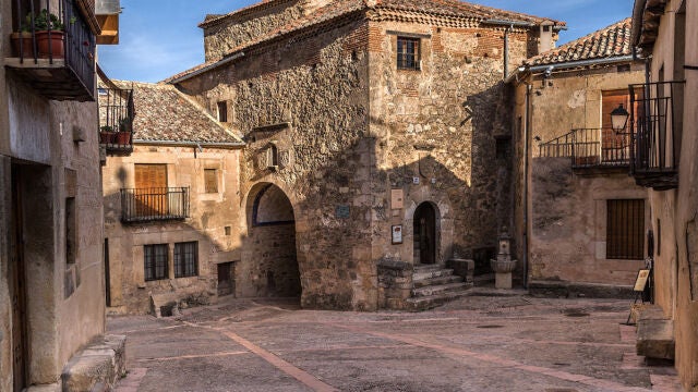 Puerta de la Villa de Pedraza