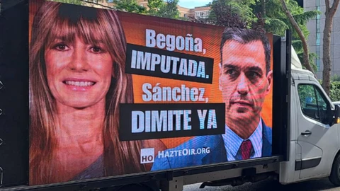 El camión de Hazte Oír que según el PSOE infringió la ley electoral en la campaña de las elecciones europeas